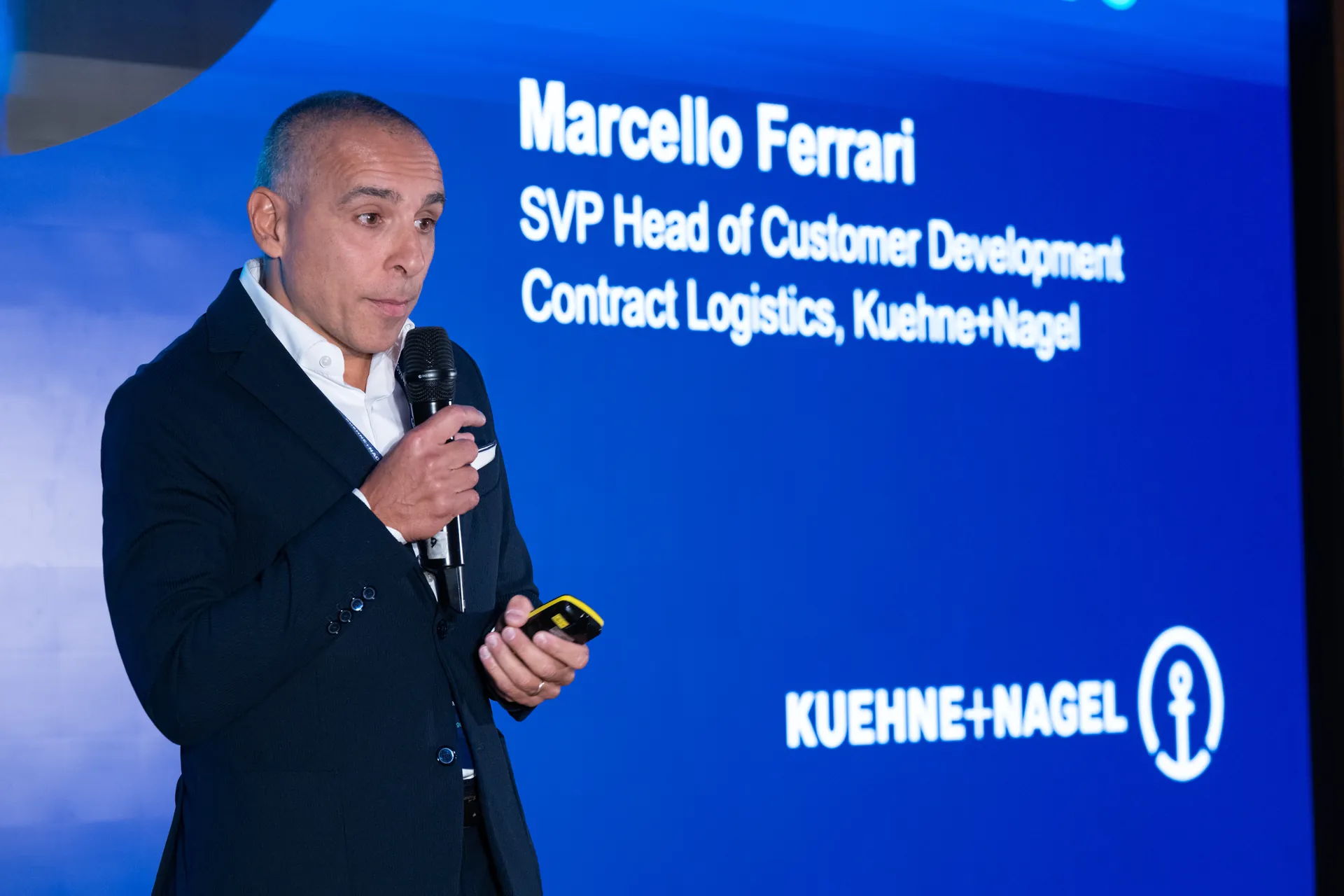 KN-SamsungArena-1826_DSC9004